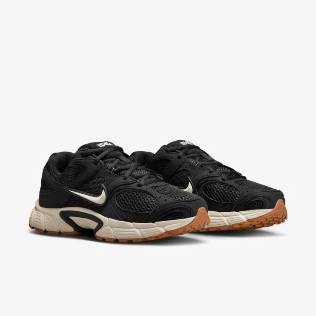 Nike V5 RNR "Black Gum"