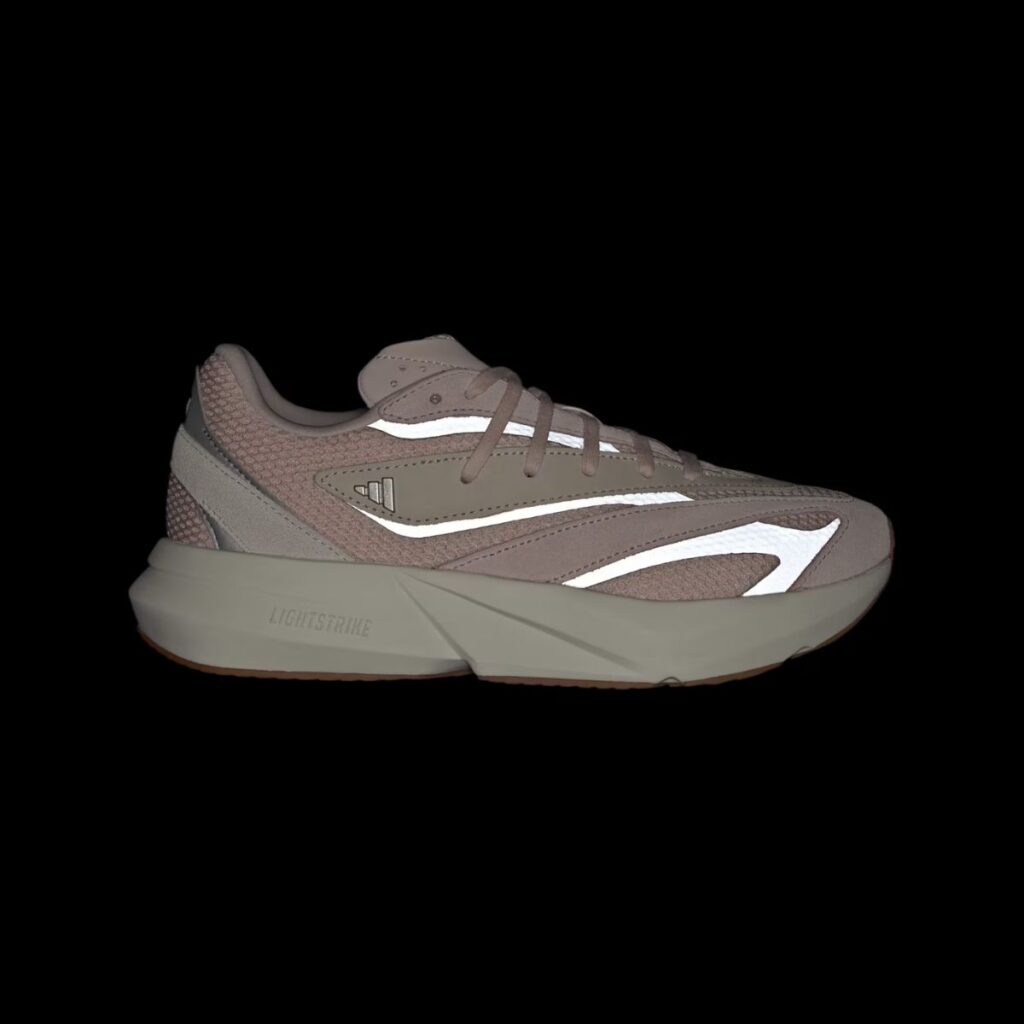 Adidas Lightblaze