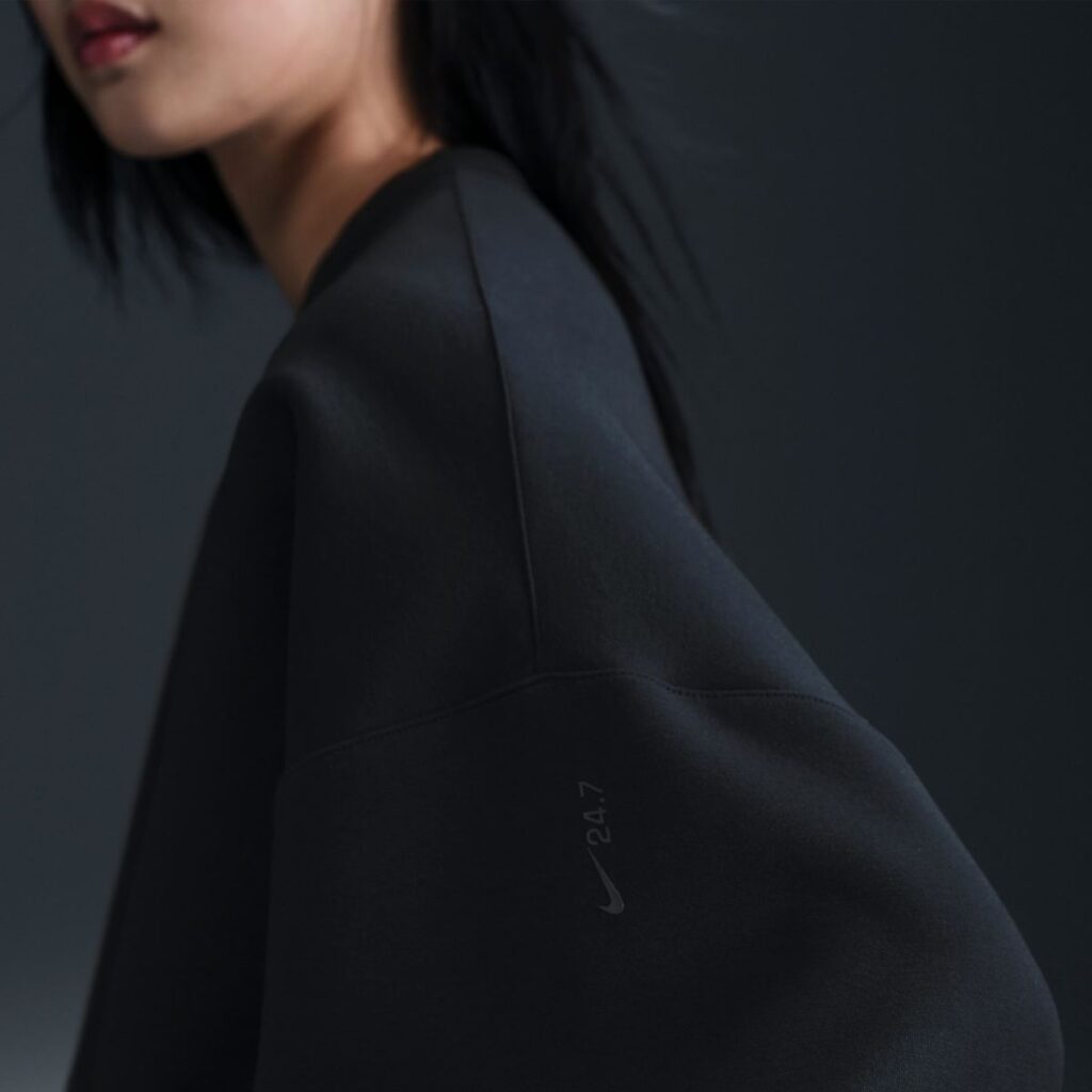 Blusão Nike Crew Soft Knit 24.7
