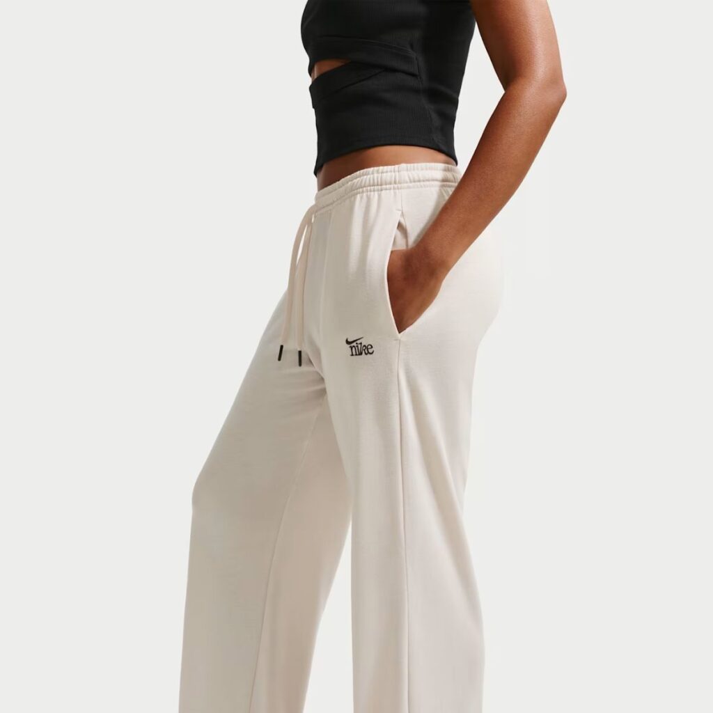 Calça Nike Sportswear Chill Knit