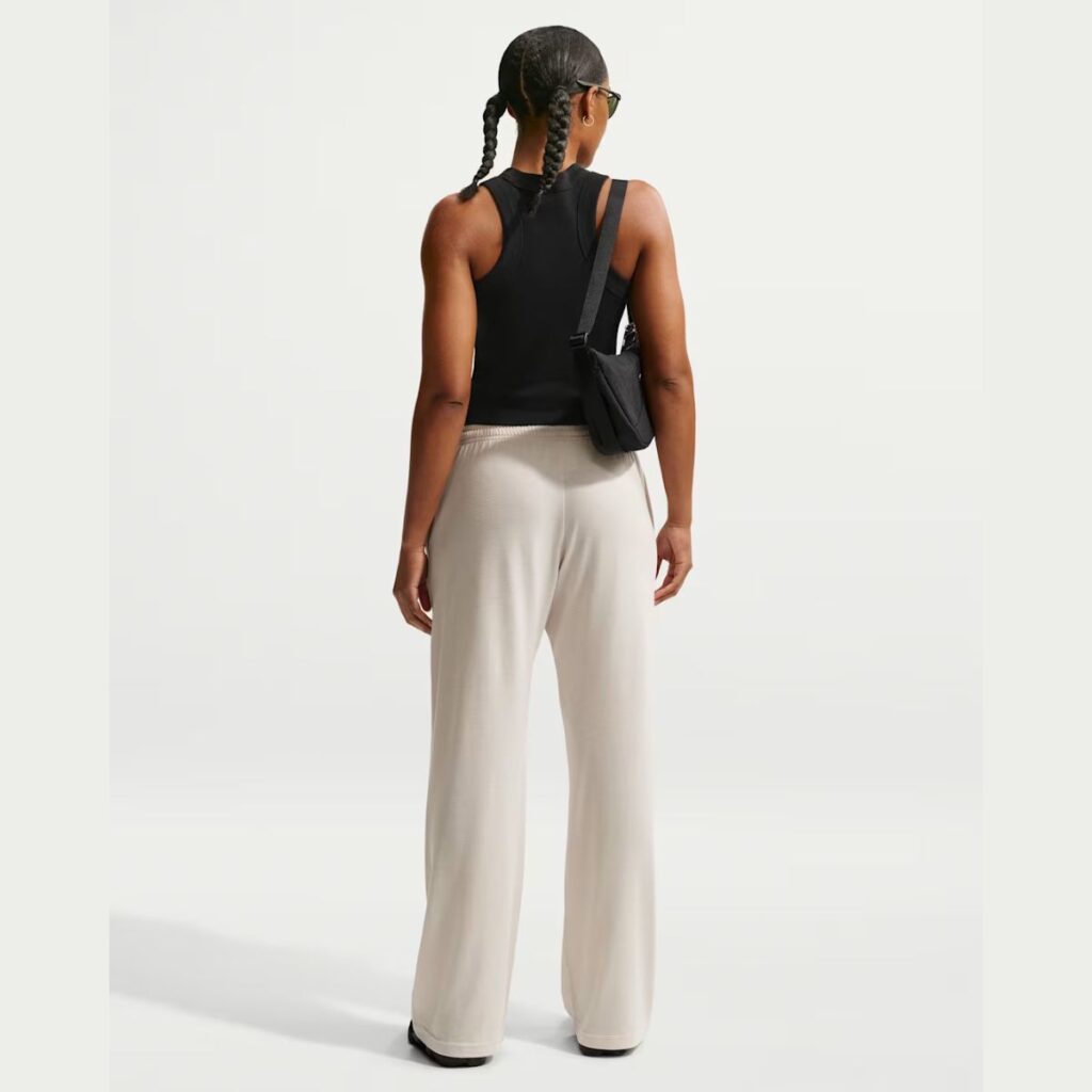 Calça Nike Sportswear Chill Knit