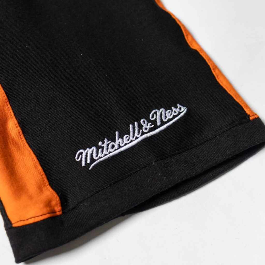 Camiseta Box Approve X Mitchell And Ness Preto