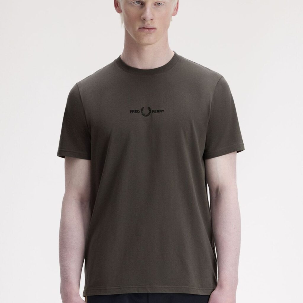 Camiseta Fred Perry Embroidered