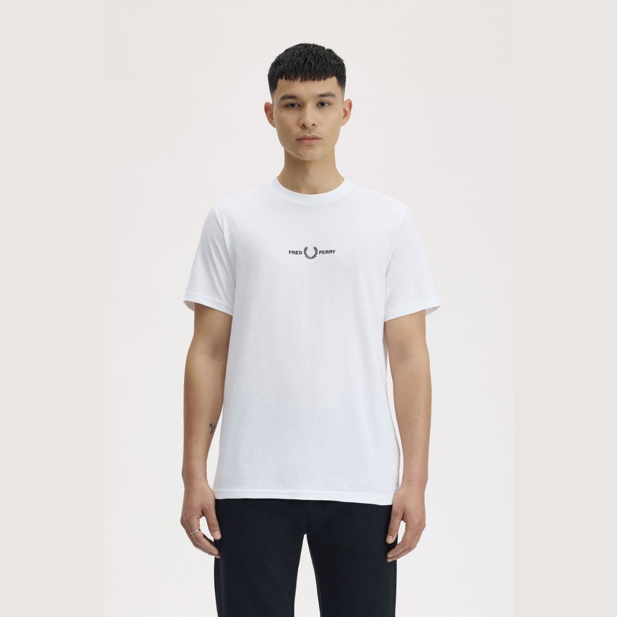Camiseta Fred Perry Embroidered