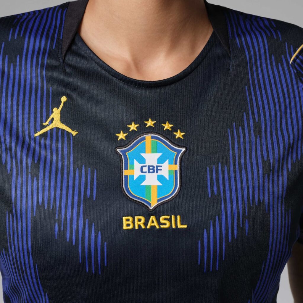 Camiseta Jordan II Brasil Torcedora Pro 2026/27 Feminina