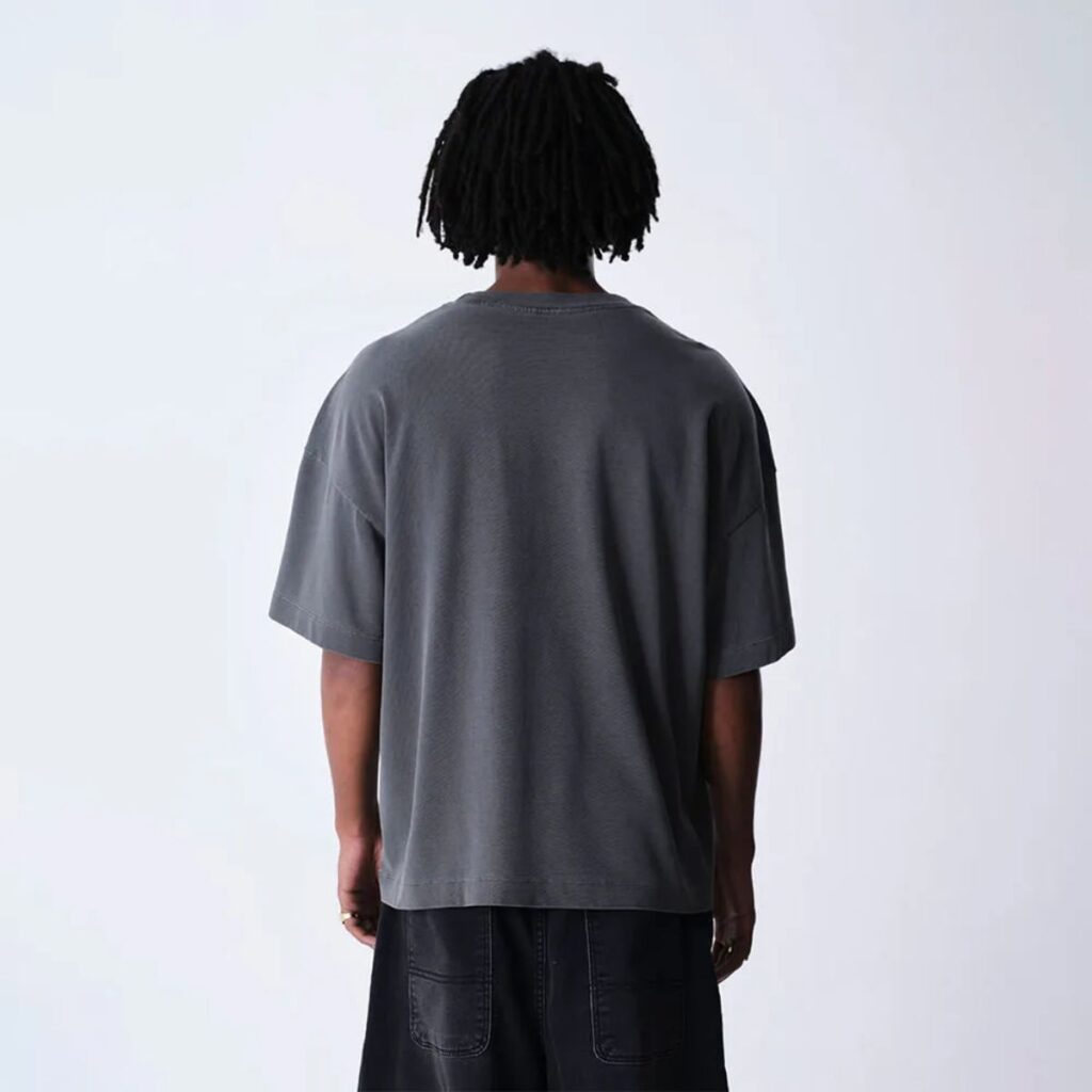 Camiseta Reebok & Thesaint Wide Boxy Shadow