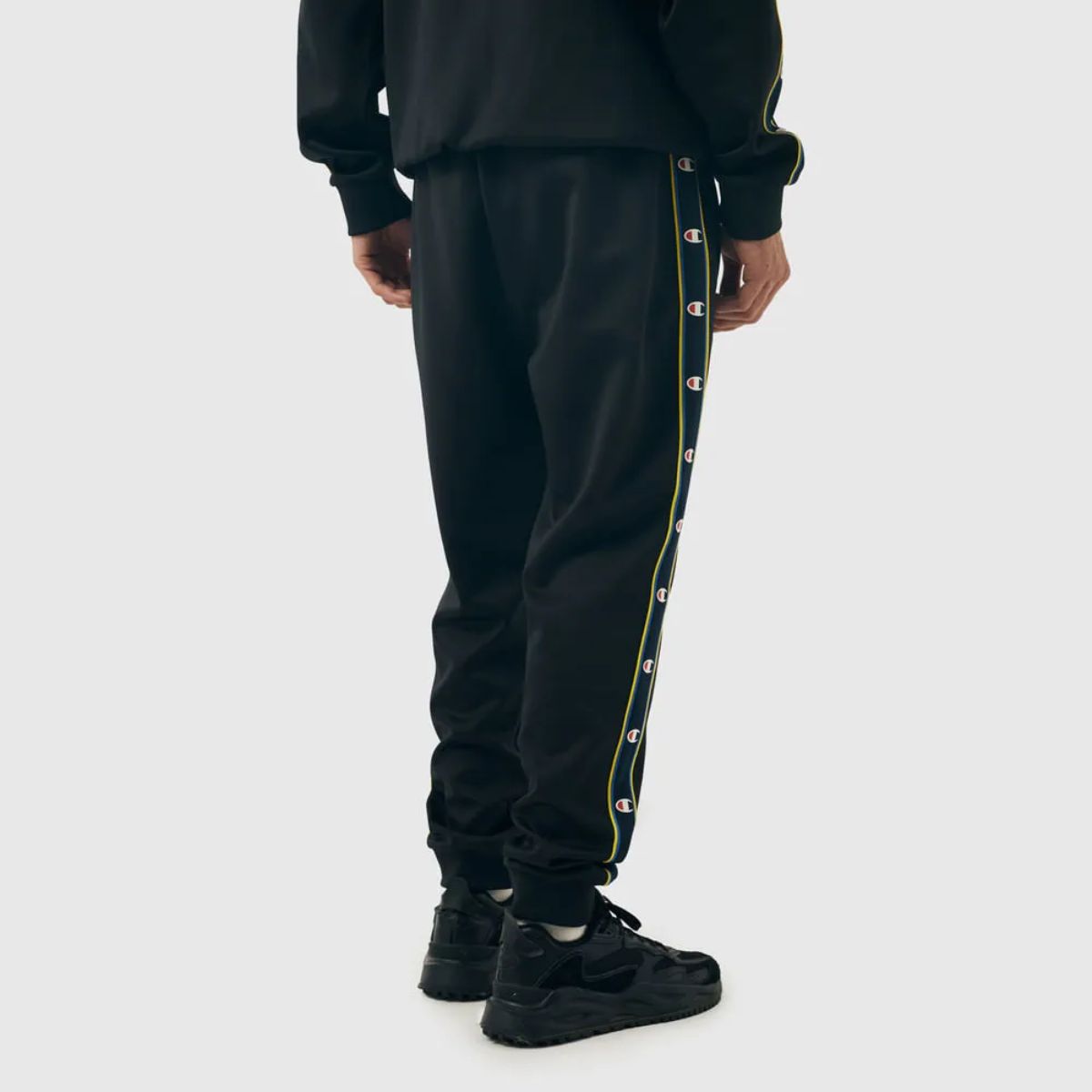 Conjunto Champion Active Tracksuit C Tape Mini Script Logo Preto