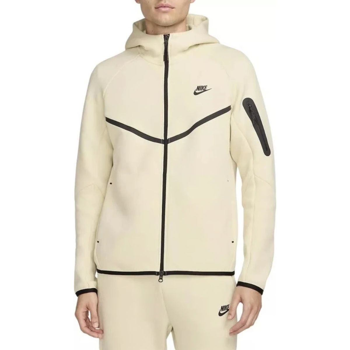 Jaqueta Nike Sportswear Tech Windrunner
