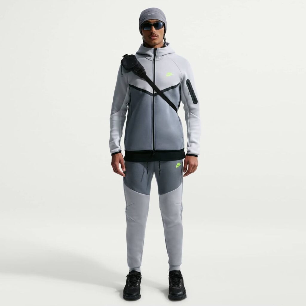 Jaqueta Nike Sportswear Tech Windrunner