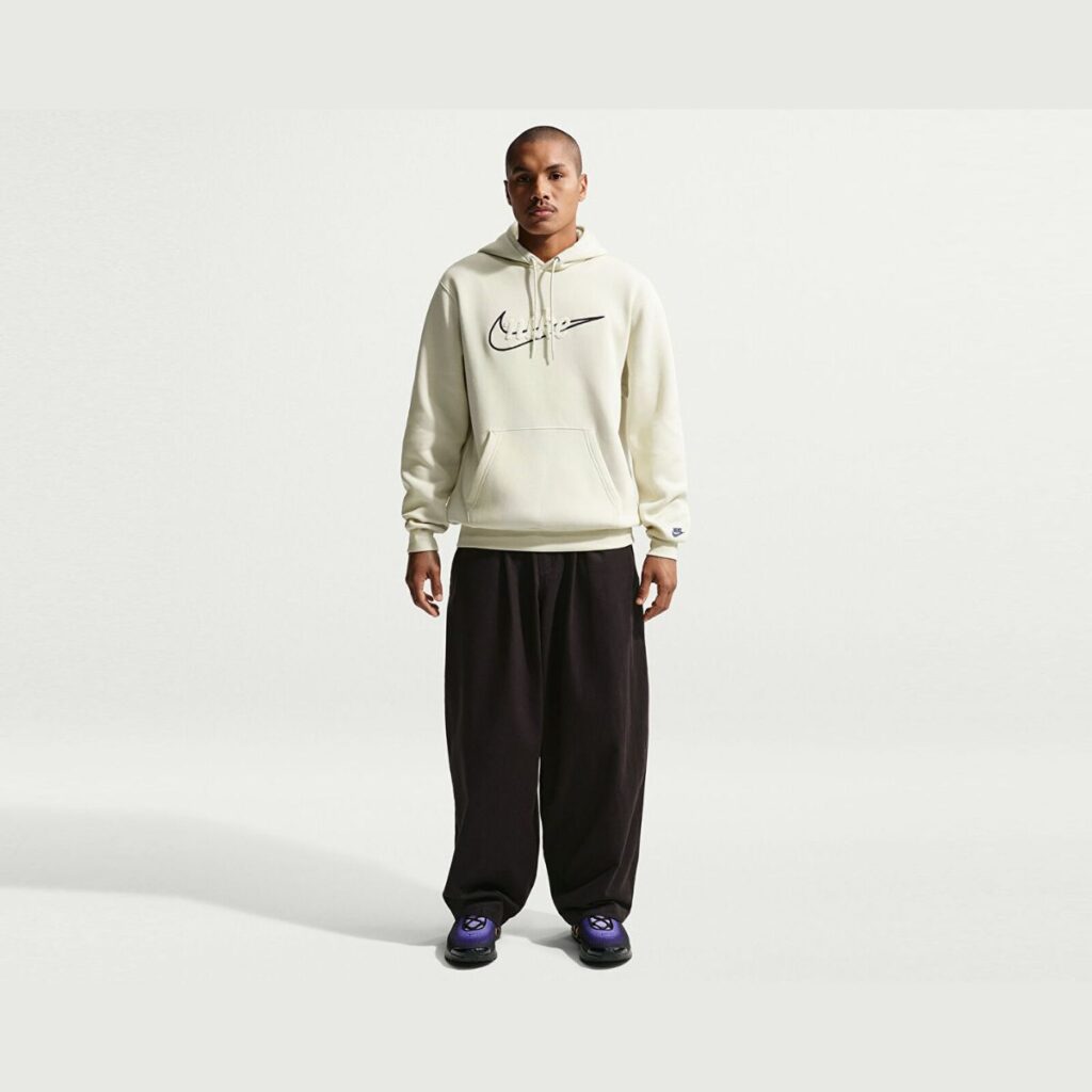 Moletom Nike Club Sportswear