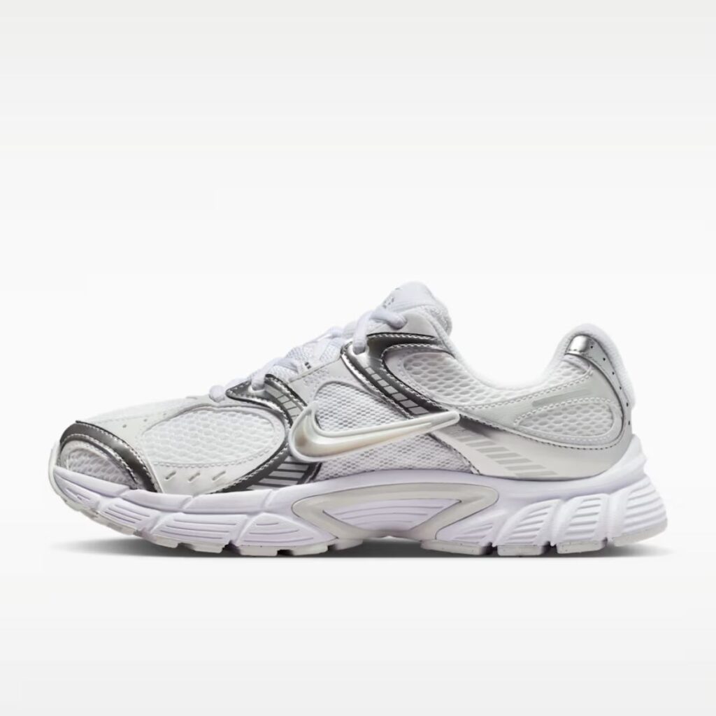 Nike V5 RNR "White Metallic Platinum"