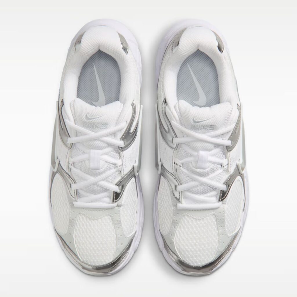 Nike V5 RNR "White Metallic Platinum"