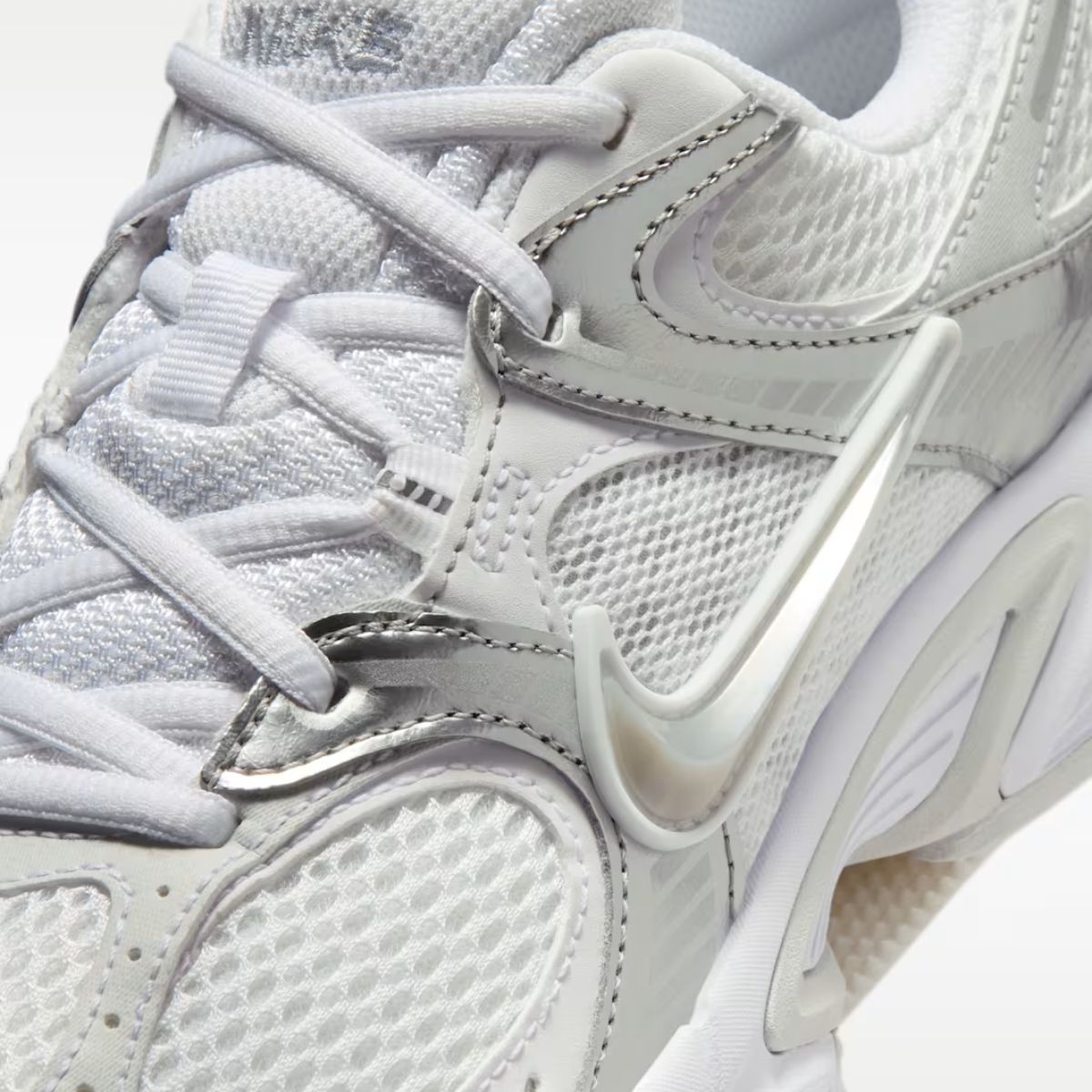 Nike V5 Rnr &Quot;White Metallic Platinum&Quot;