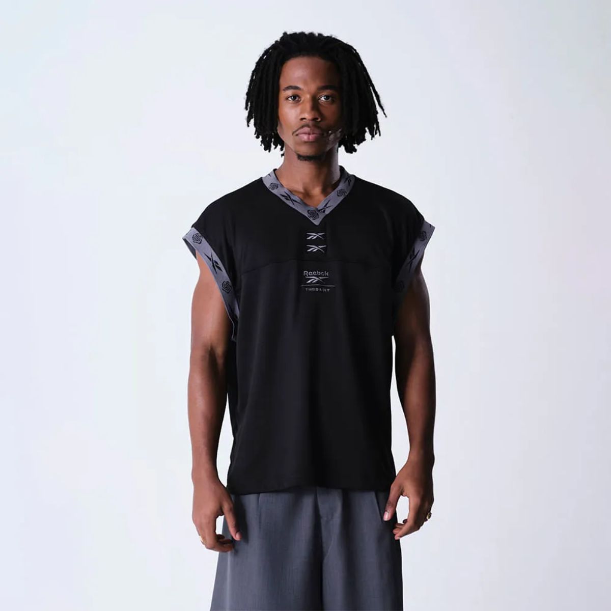 Regata Reebok &Amp; Thesaint Tank Top Workout Preta