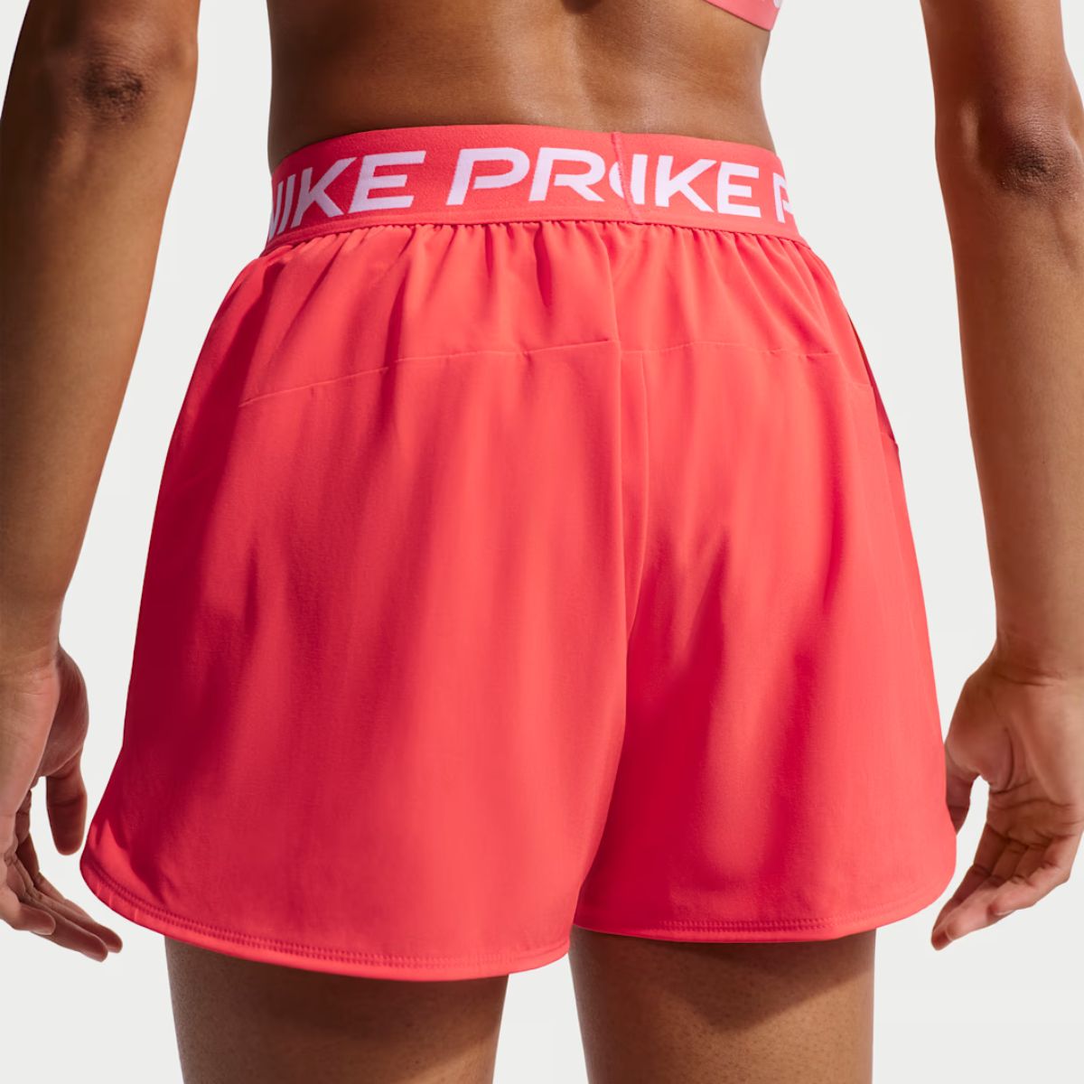 Shorts Nike Pro 2 Em 1 Vermelho