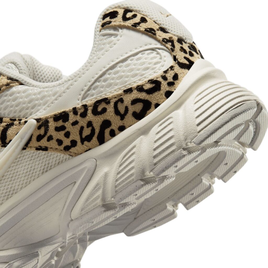 Nike V5 RNR Suede "Sail Leopard"