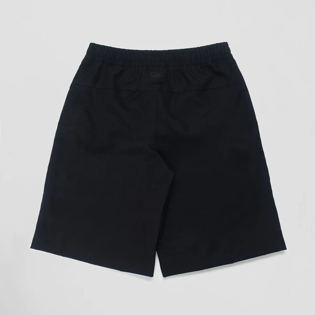 Bermuda Umbro Unissex Preto