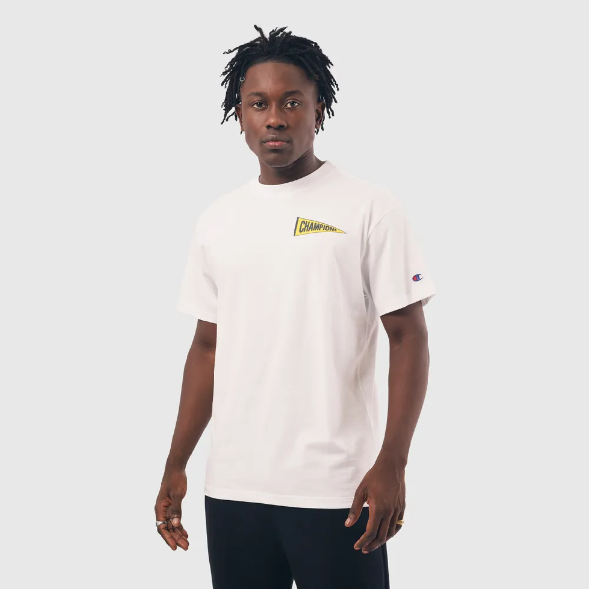 Camiseta Champion Mc Retro Flag Off White