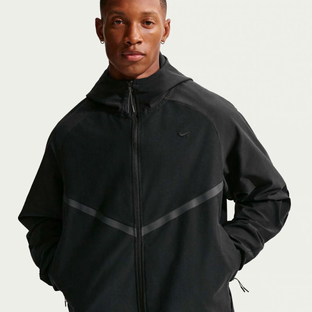 Jaqueta Nike Sportswear Tech Fleece Windrunner Preto