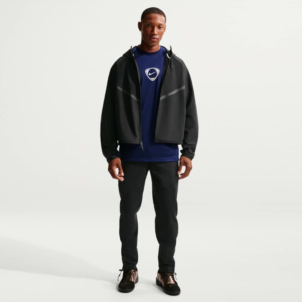 Jaqueta Nike Sportswear Tech Fleece Windrunner Preto