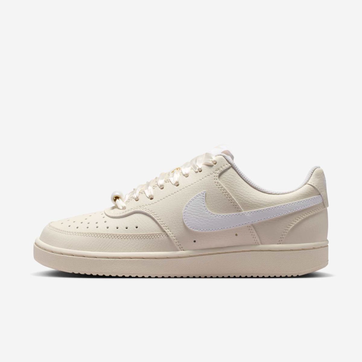 Tênis Nike Court Vision Low Feminino Bege