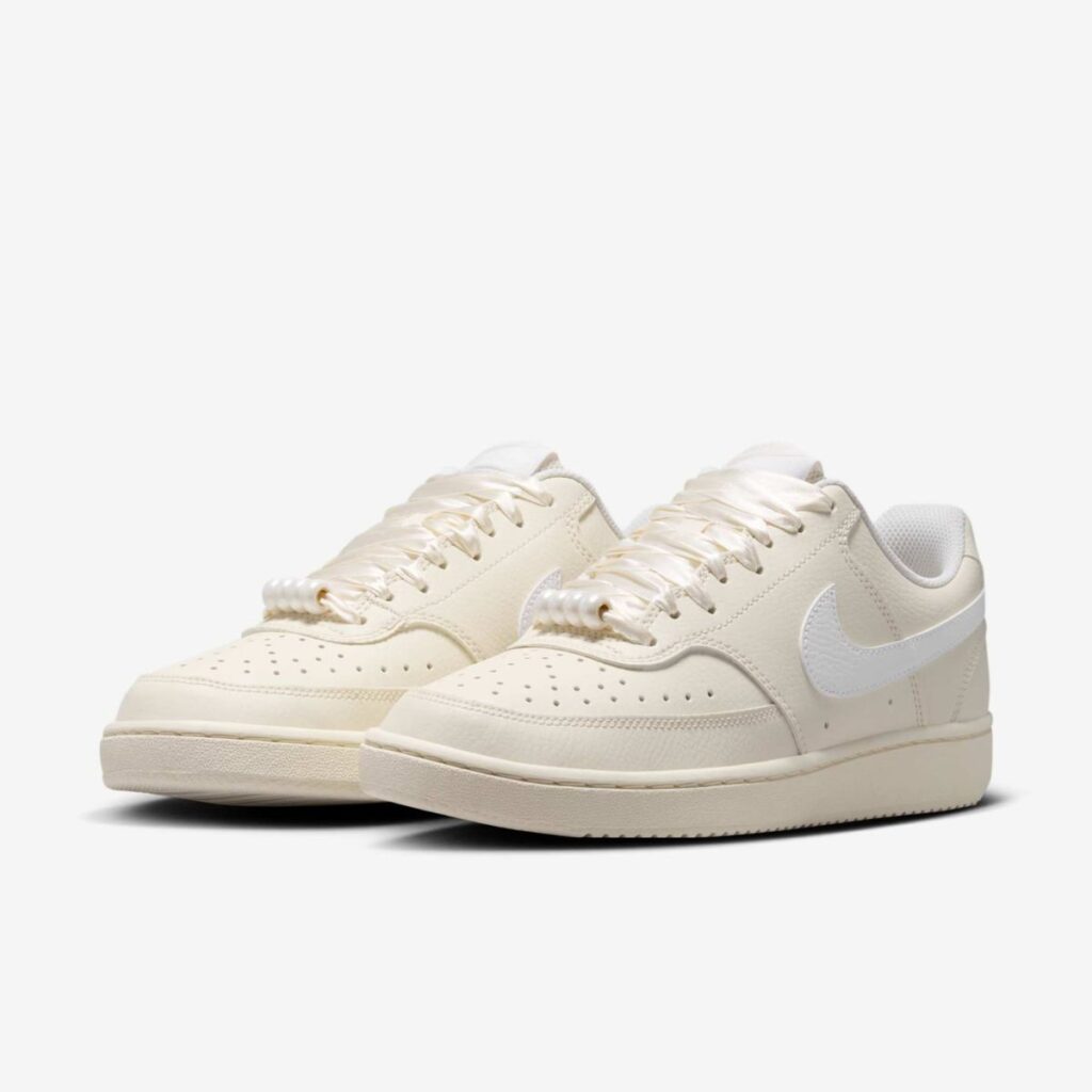 Tênis Nike Court Vision Low Feminino Bege