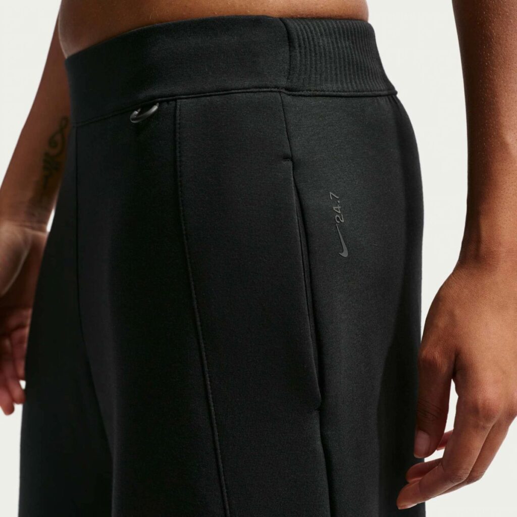 Calça Nike Wide Leg 24.7 Feminina