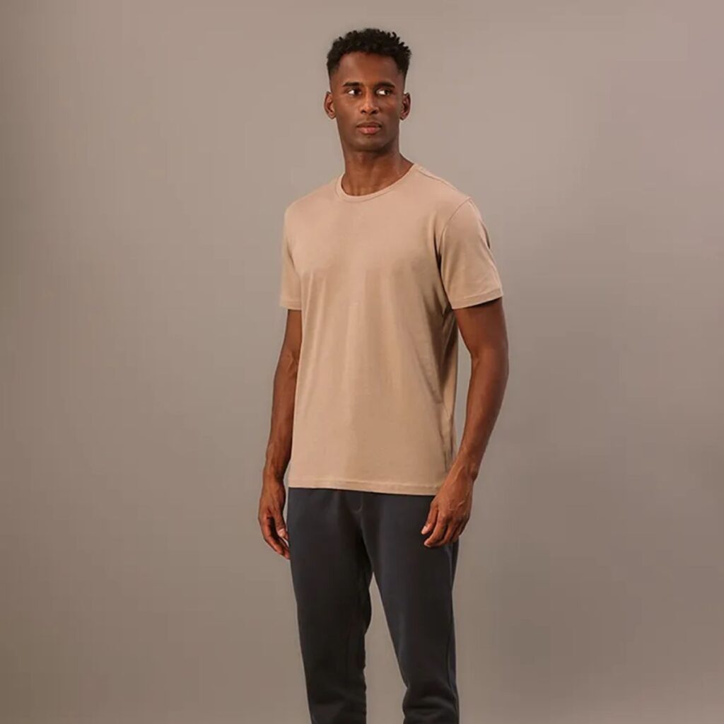 Camiseta Calvin Klein Essentials Caqui
