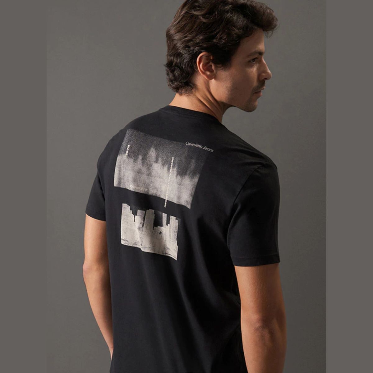 Camiseta Calvin Klein Nyc Upside Down