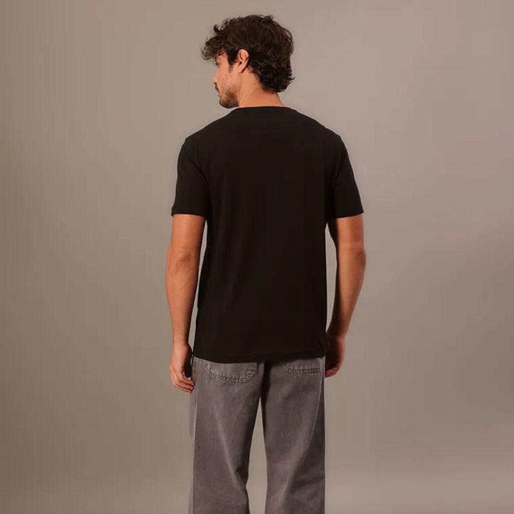 Camiseta Calvin Klein Rubber Patch Preto
