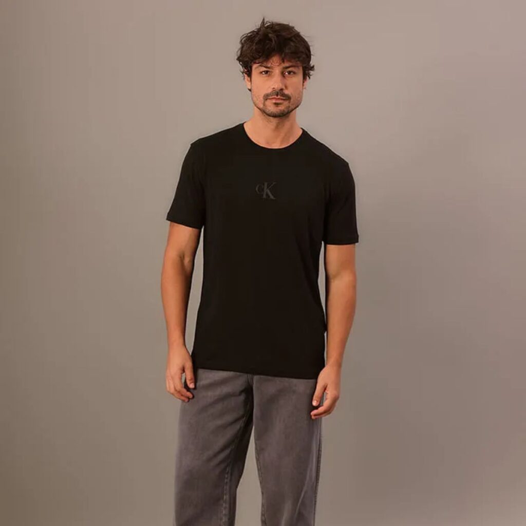 Camiseta Calvin Klein Rubber Patch Preto