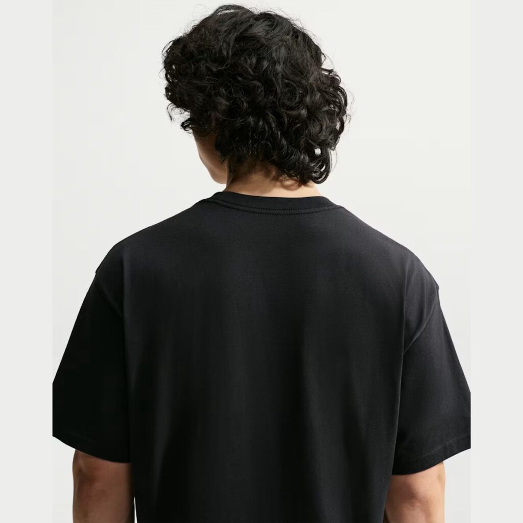 Camiseta Nike Sportwear Preta