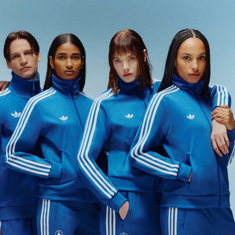 Jaqueta Adidas Mercedes-Amg Petronas Formula 1 Team Blue Wonder Track Top