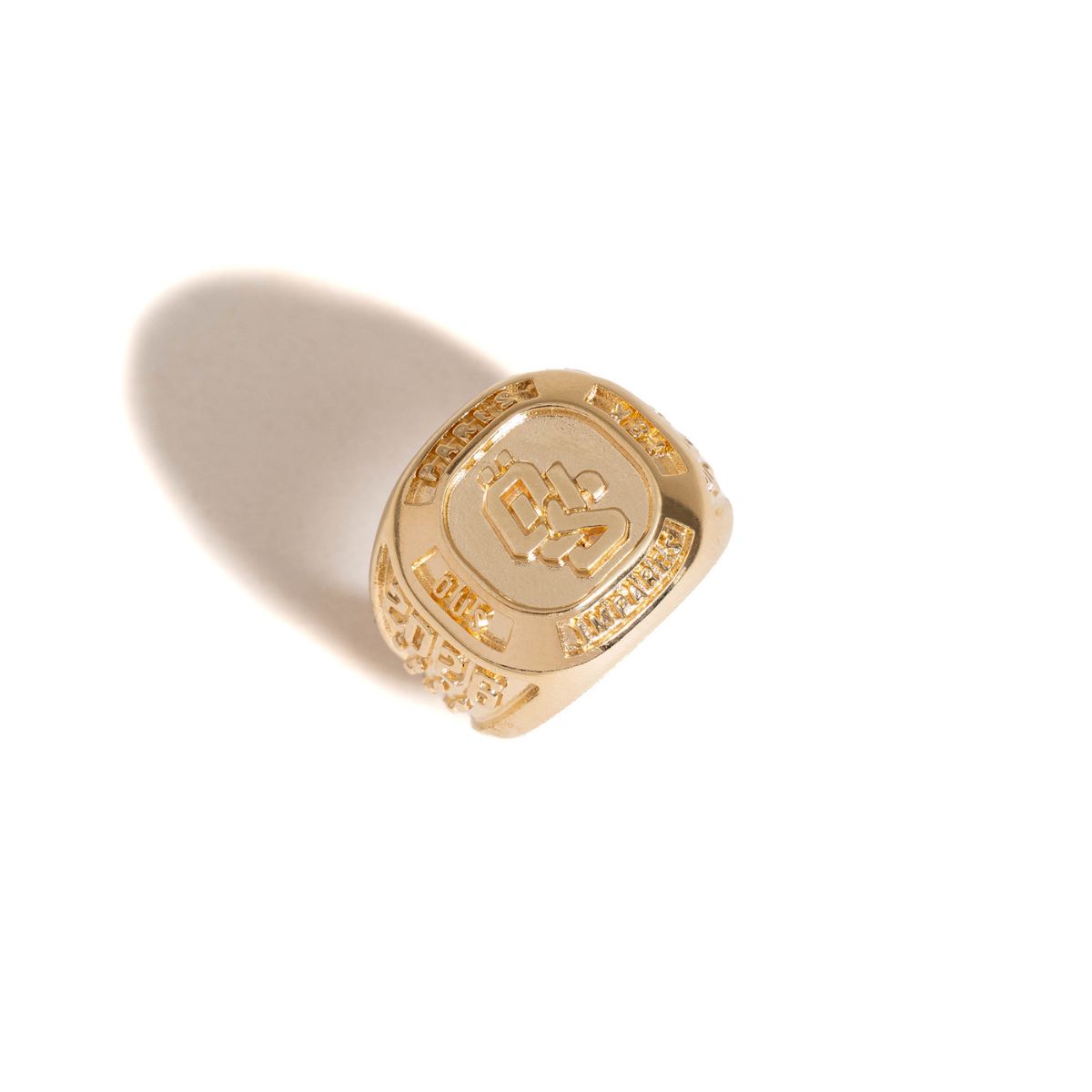 Anel Öus 18K Golden Era