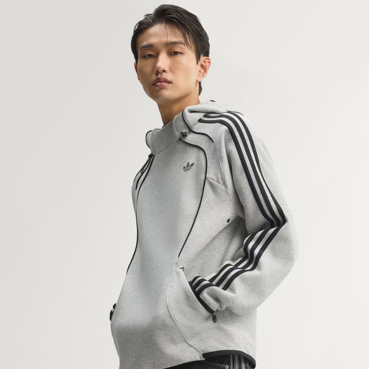 Blusa Adidas Capuz Spacer Teamgeist 26 Cutline