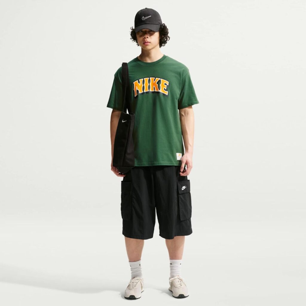 Camiseta Nike Sportswear Loose Basketball Dunk Unissex Verde