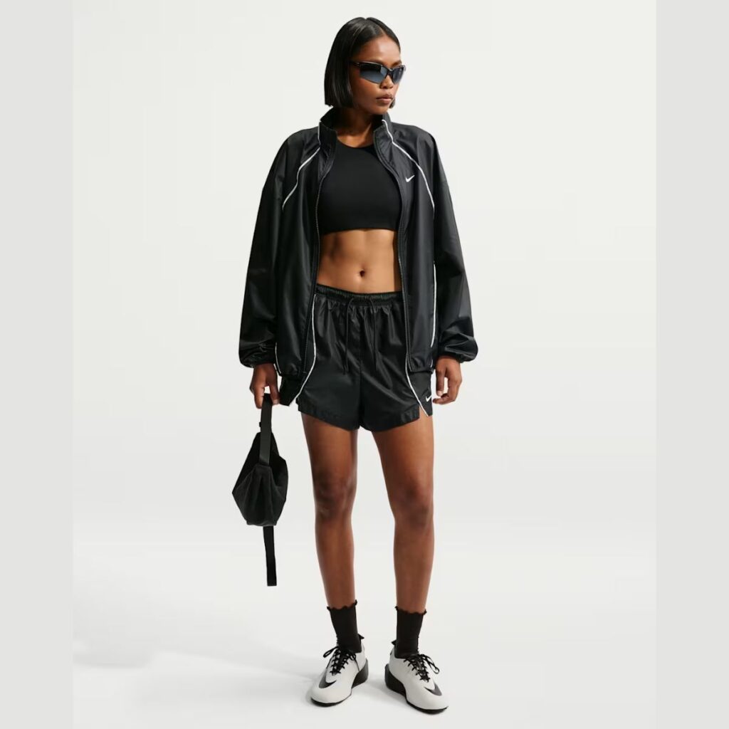 Jaqueta Nike Sportswear Oversized Repel Windbreaker