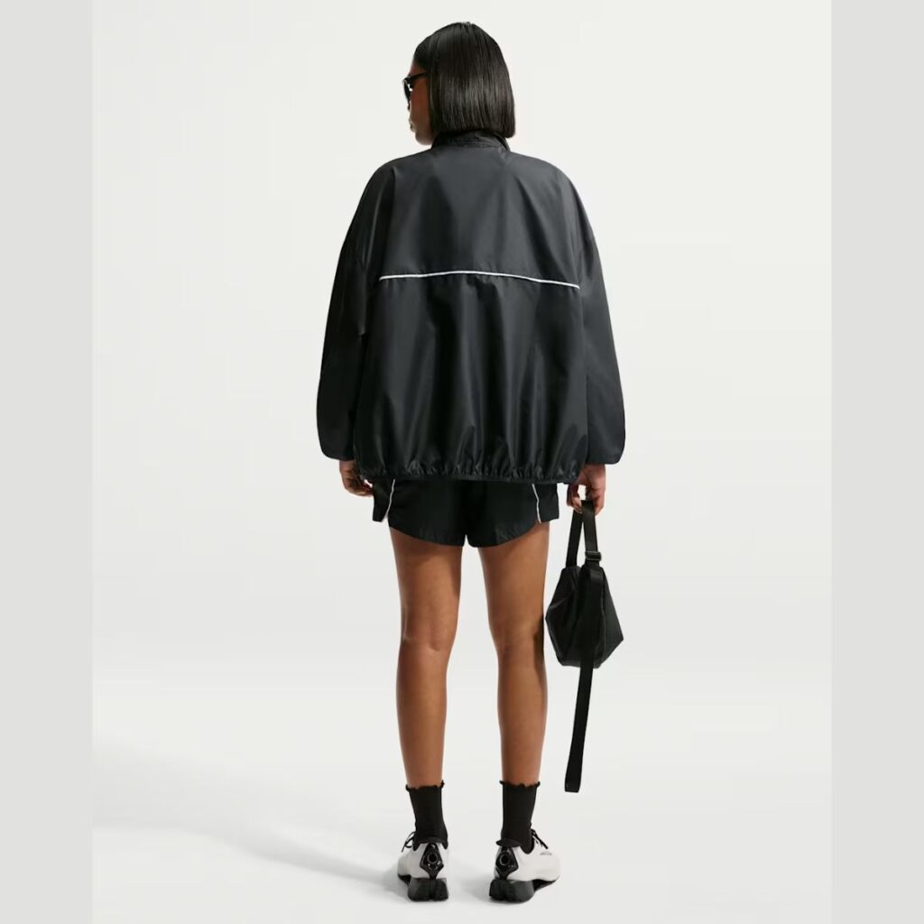 Jaqueta Nike Sportswear Oversized Repel Windbreaker