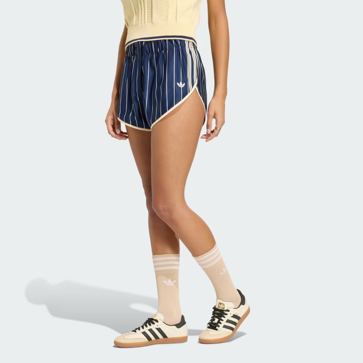 Shorts Adidas Pinstripe Firebird