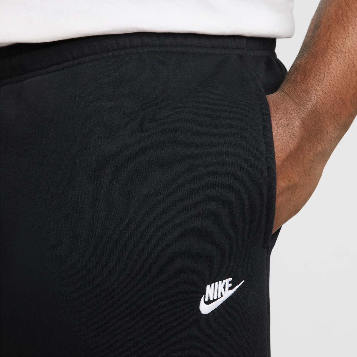 Calça Nike Futura Jogger Masculina Preta