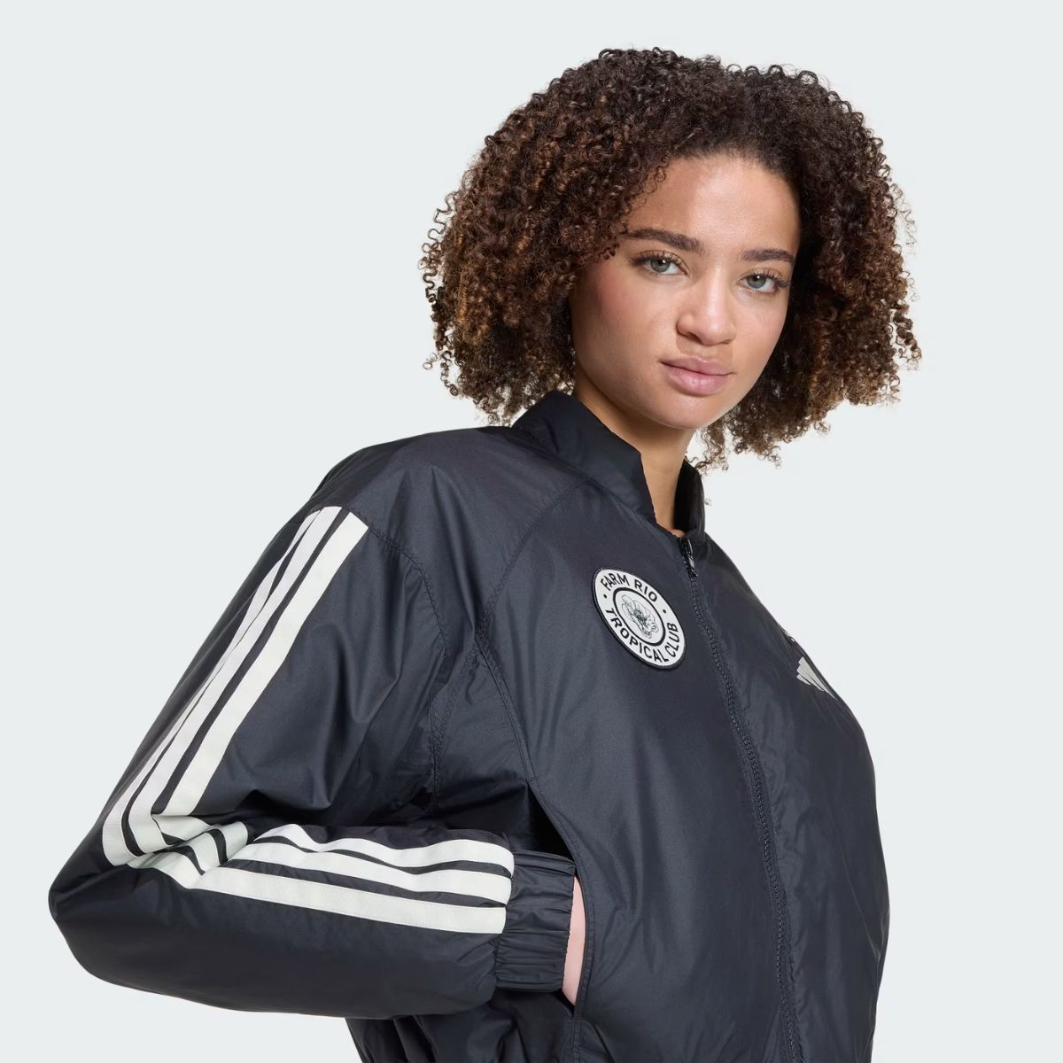 Jaqueta Adidas X Farm Rio Bomber Preta