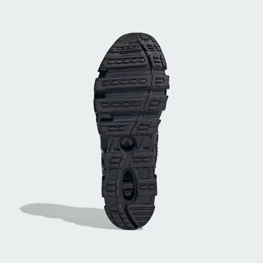 Tênis Adidas Megaride