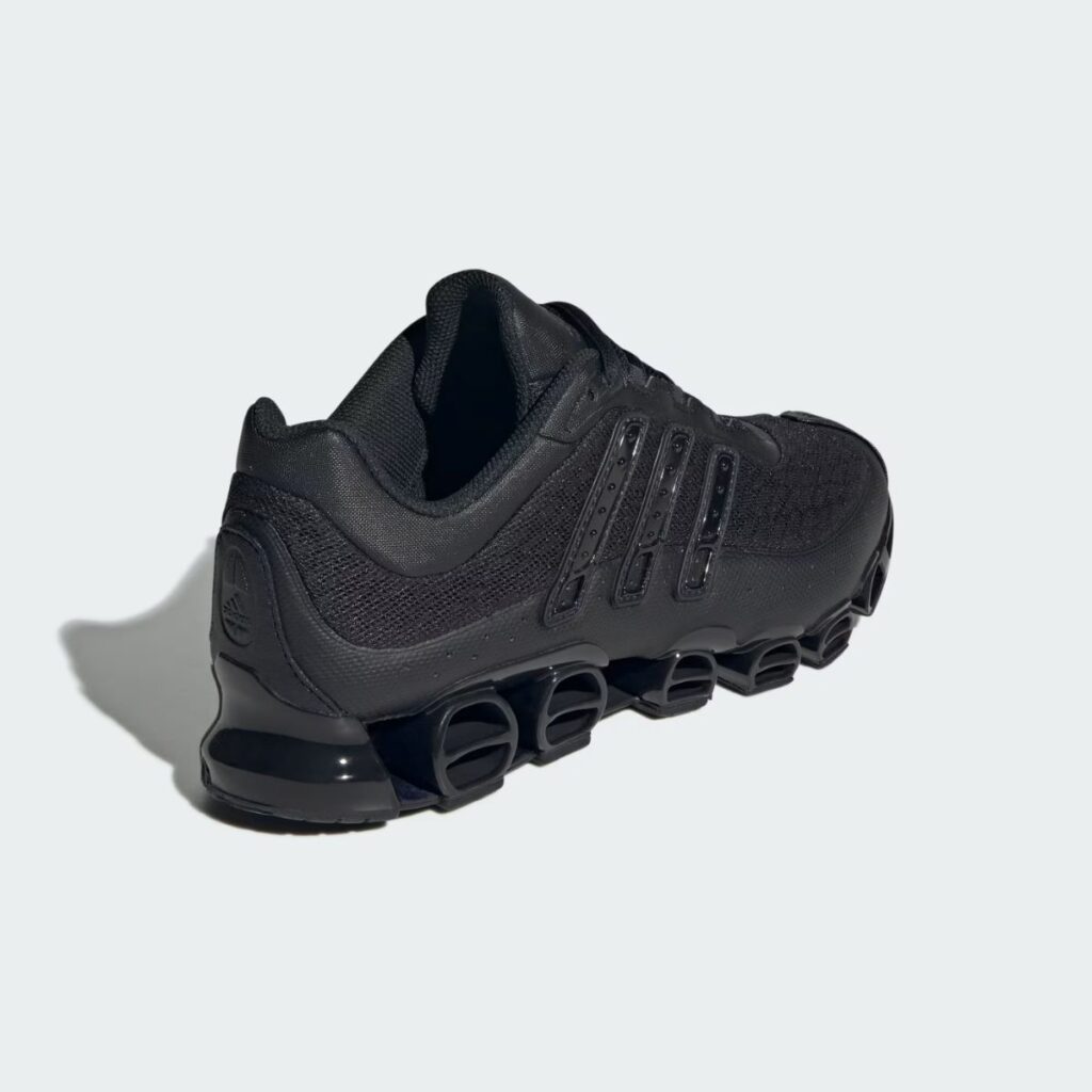Tênis Adidas Megaride