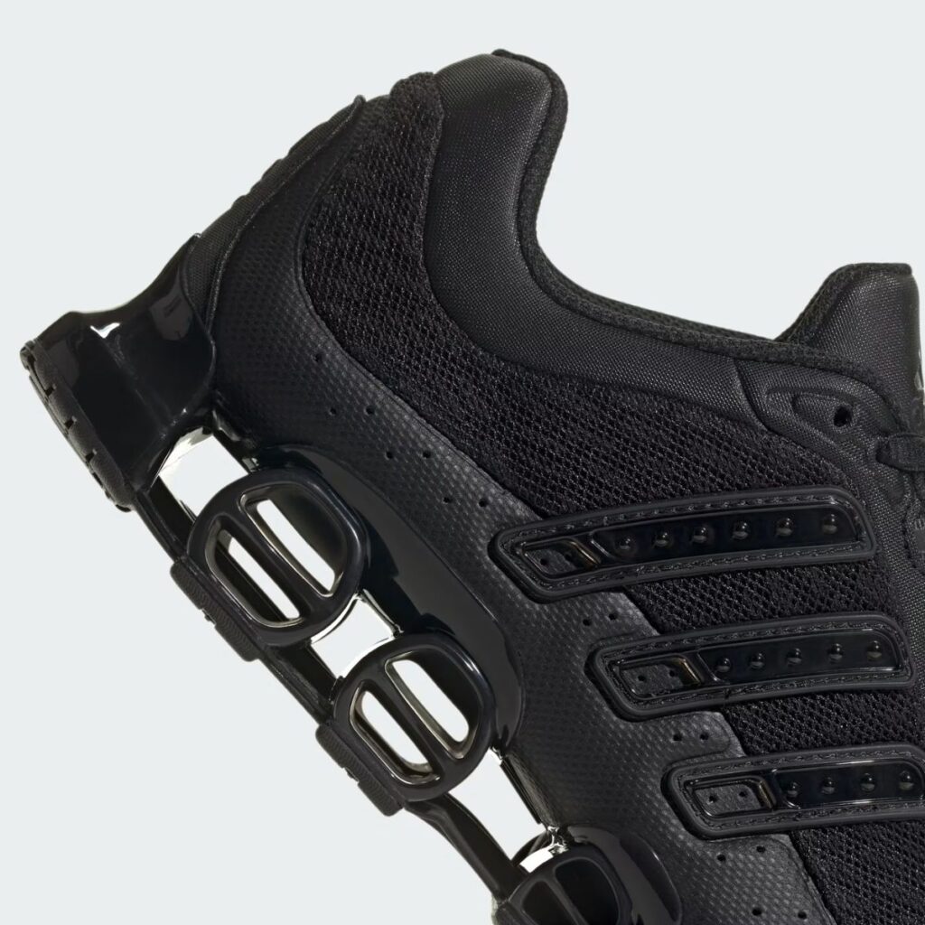 Tênis Adidas Megaride