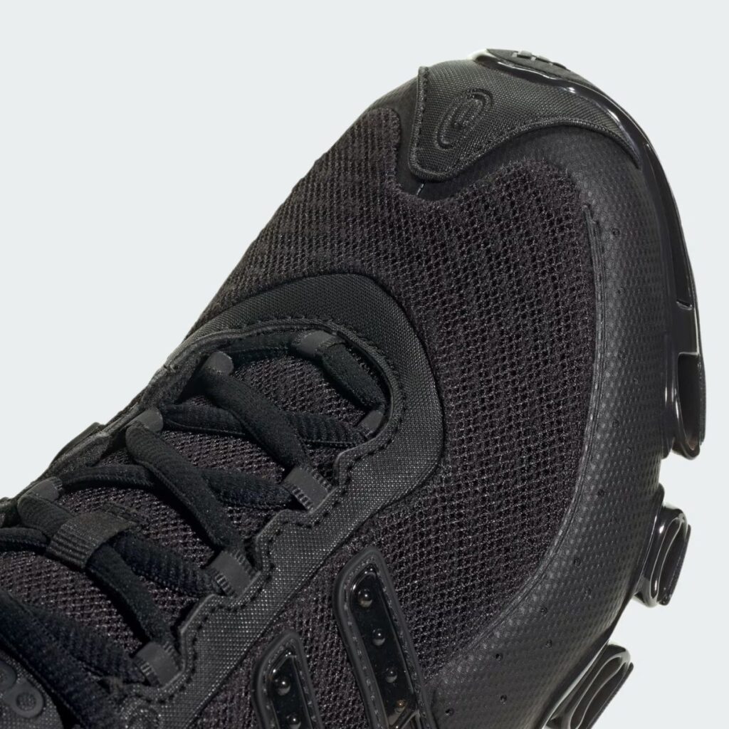Tênis Adidas Megaride