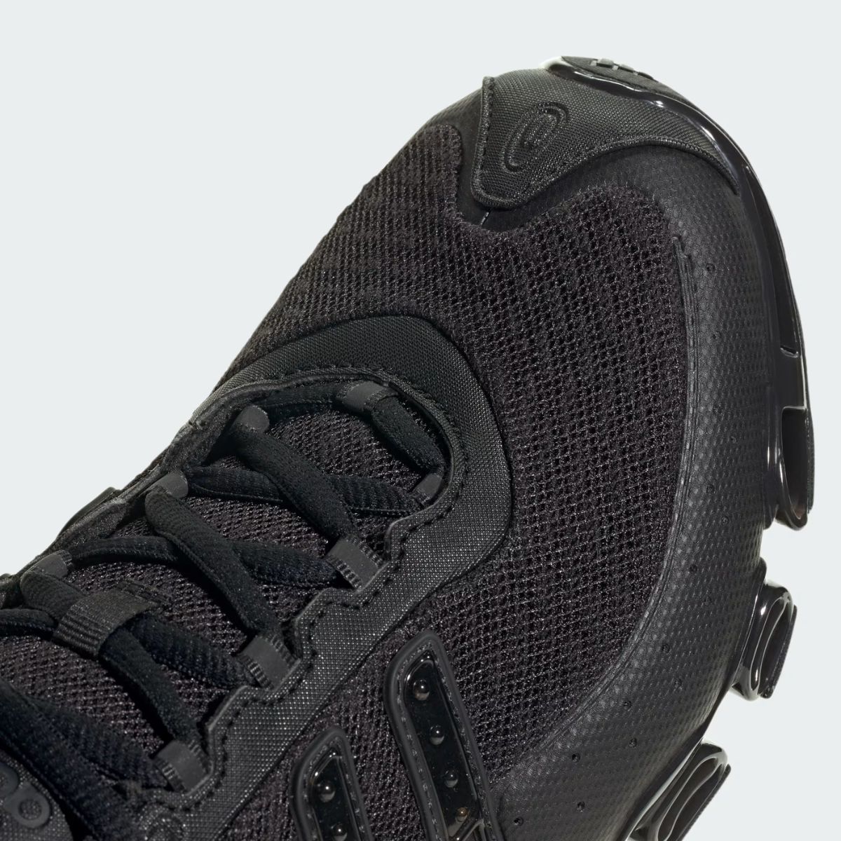 Tênis Adidas Megaride