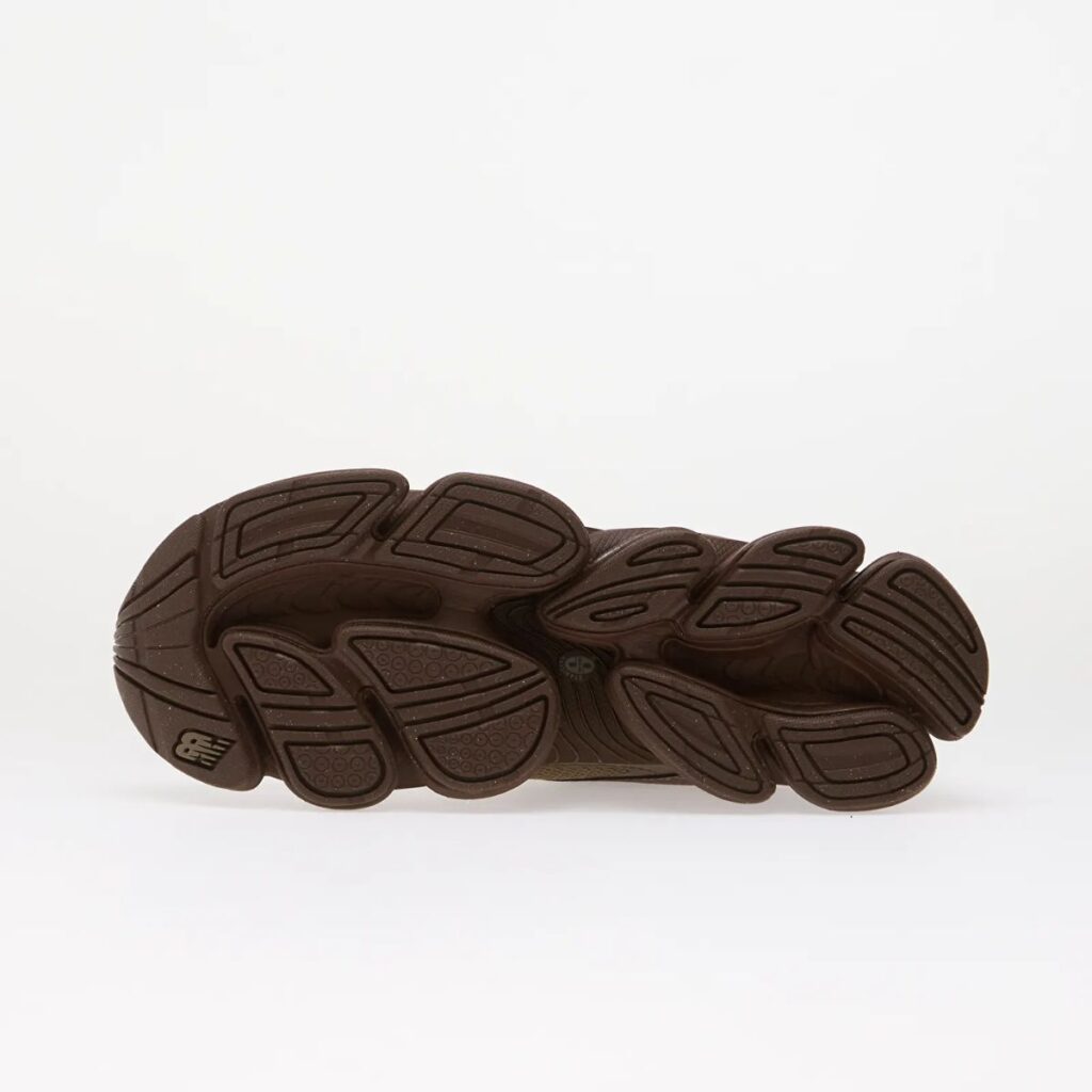 Tênis New Balance 2000 Abzorb Thunder Brown