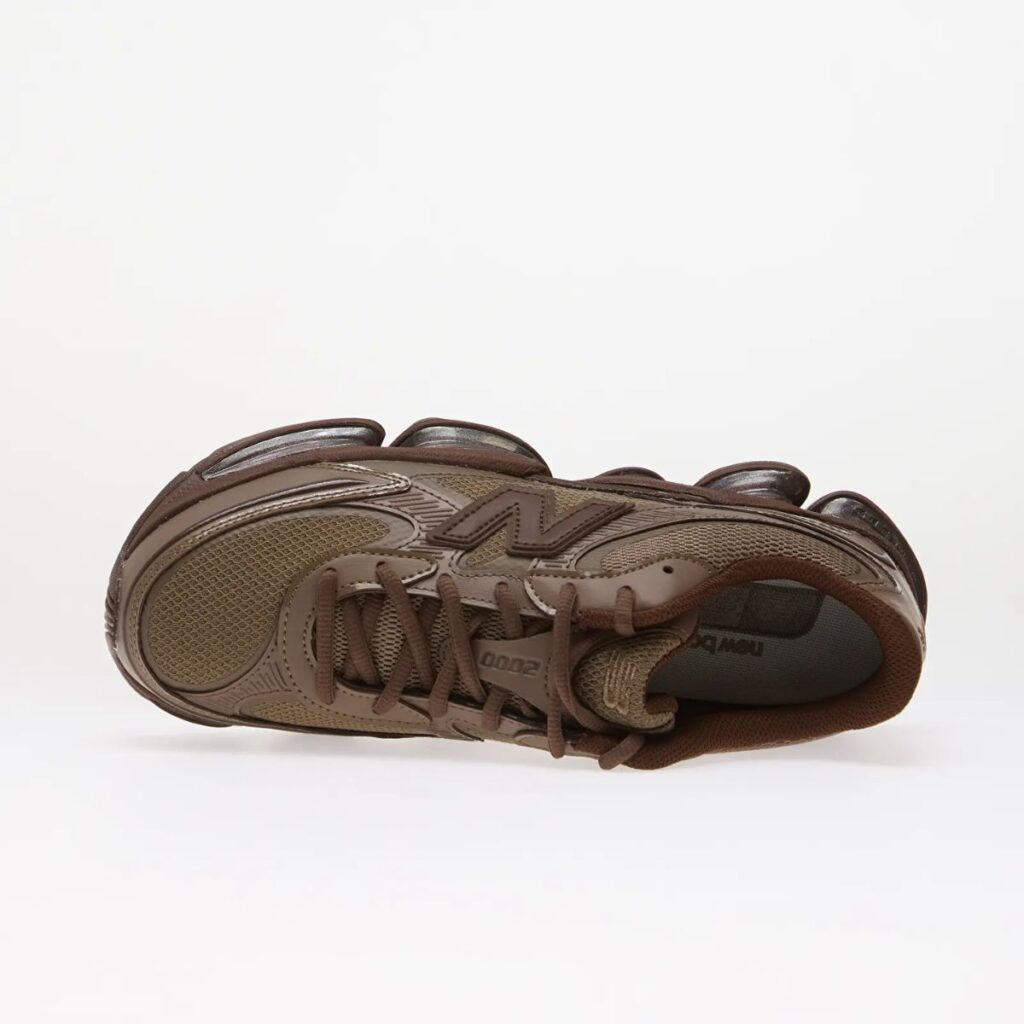 Tênis New Balance 2000 Abzorb Thunder Brown