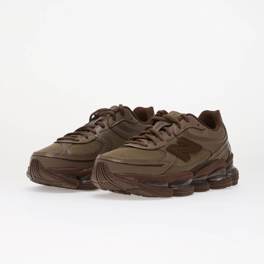 Tênis New Balance 2000 Abzorb Thunder Brown