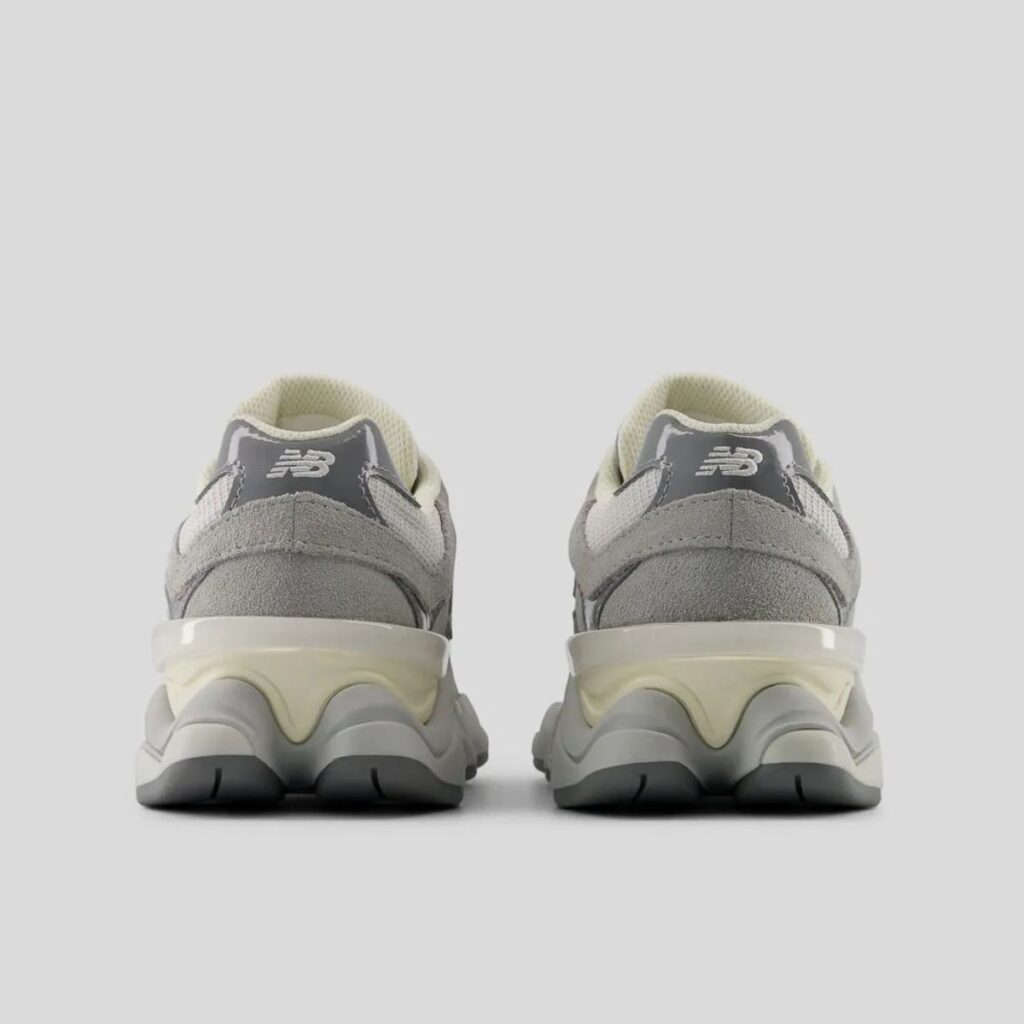 Tênis New Balance 9060 Angora Reflection